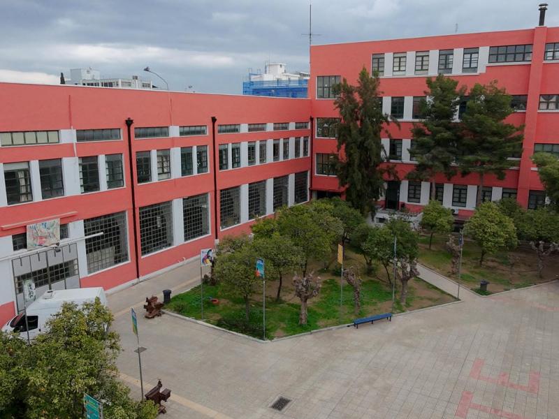 Σιβιτανίδειος Σχολή: Πρόσκληση μετάταξης εκπαιδευτικών