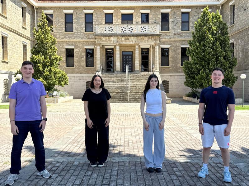 Με υποτροφία σε πανεπιστήμια των Η.Π.Α., μαθητές της Αμερικανικής Γεωργικής Σχολής