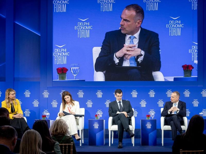 Πτυχία σε έναν κόσμο δεξιοτήτων - Η μεγάλη αντίφαση της εκπαίδευσης: Ποιος προσαρμόζεται τελικά;