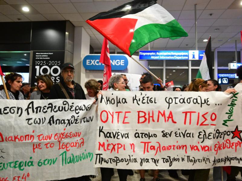 Global Sumud Flotilla: Θερμή υποδοχή στην Αθήνα για τα μέλη της ελληνικής αποστολής (Εικόνες)