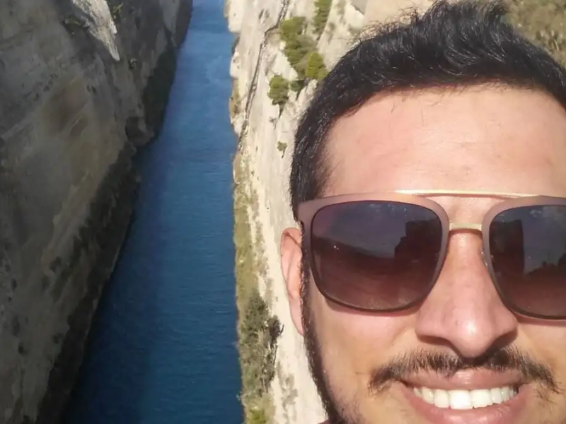 Ο 37χρονος διευθυντής του σχολείου στον Φενεό που σκοτώθηκε στο τροχαίο
