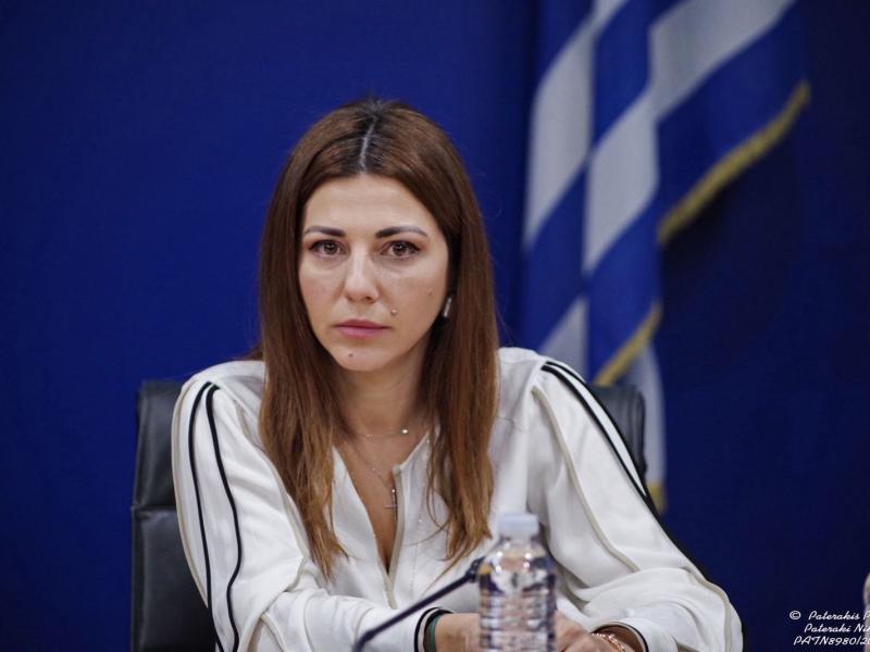 Σοφία Ζαχαράκη: Εξετάζεται η μείωση της εξεταστέας ύλης και των μαθημάτων