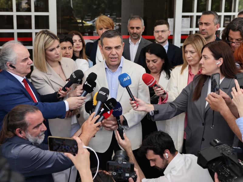 Αλέξης Τσίπρας: Ποια είναι τα 59 άτομα από τον χώρο της Παιδείας που στηρίζουν την «ΕΛΑΣ»