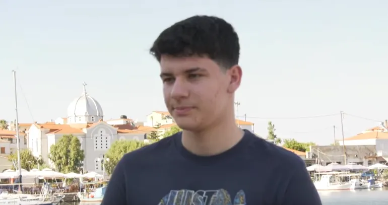 Ο μαθητής Γιάννης Λάλος 