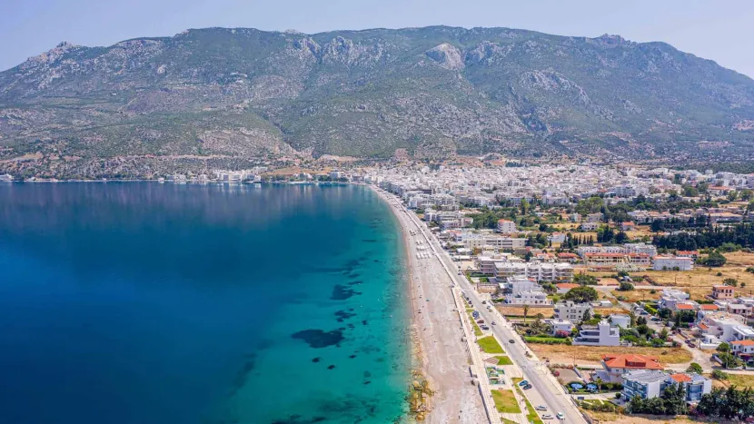 Παραλία Λουτρακίου