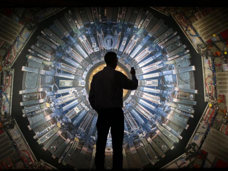 Επιμορφωτικά σεμινάρια για 72 καθηγητές στο CERN, στα Ελληνικά