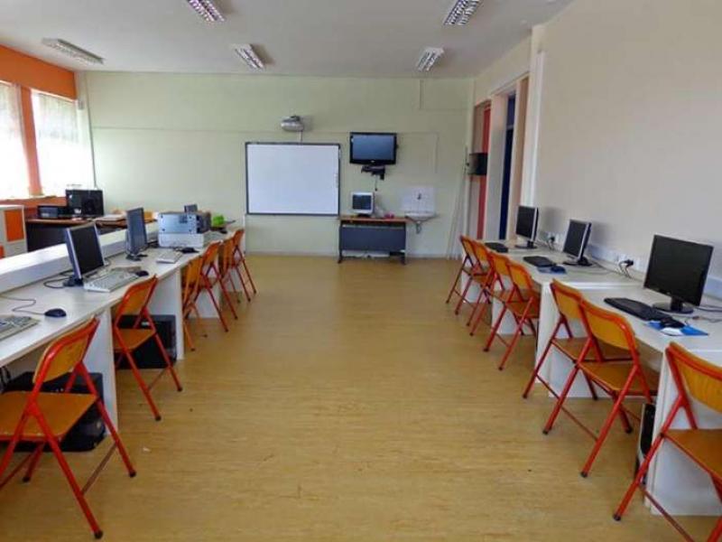 ΔΙΕΚ: Στην ανεργία εκπαιδευτικοί λόγω... τηλεκπαίδευσης