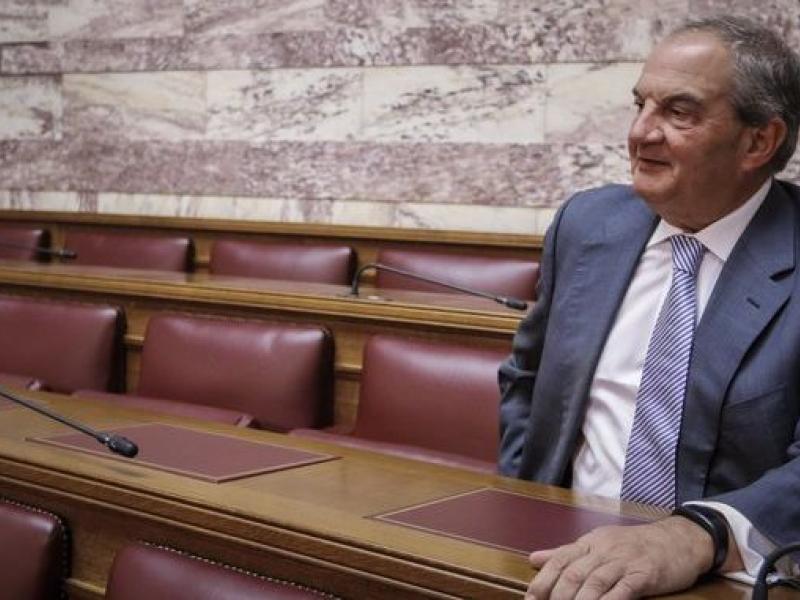 Καραμανλής: Έντονη κριτική σε Μητσοτάκη για διαγραφή Σαμαρά - «Ούτε με αφορά ούτε με ενδιαφέρει η θέση του ΠτΔ»