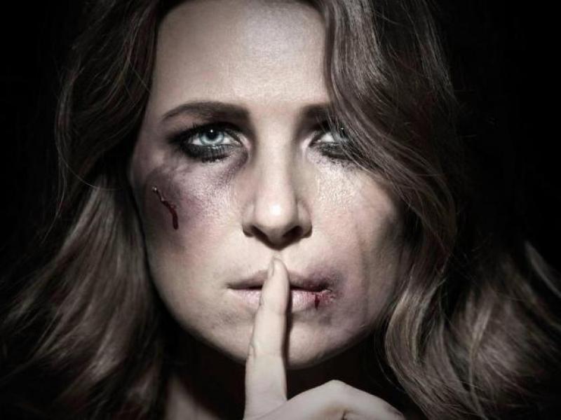 Σοκαριστικά τα στοιχεία για τη βία και την κακοποίηση των γυναικών |  Alfavita