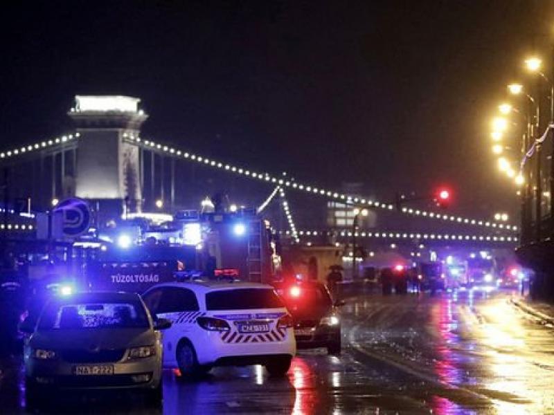 7 νεκροί, 21 αγνοούμενοι από σύγκρουση πλοιαρίων στο Δούναβη