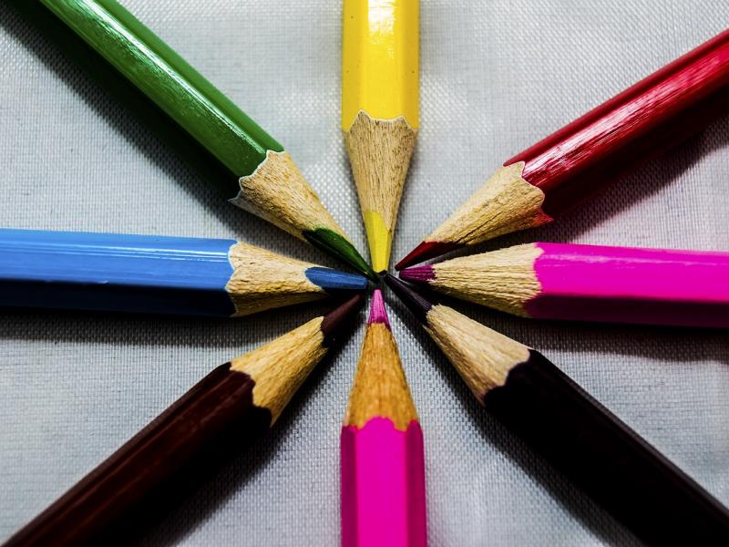 coloured pencils 1280
