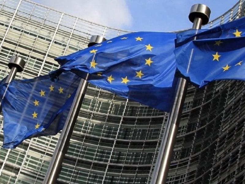Reuters: Ξεκινούν οι «πιο σημαντικές» ευρωεκλογές της τελευταίας 40ετίας