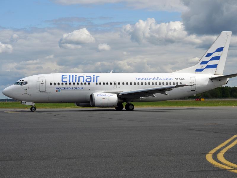 elinair 737
