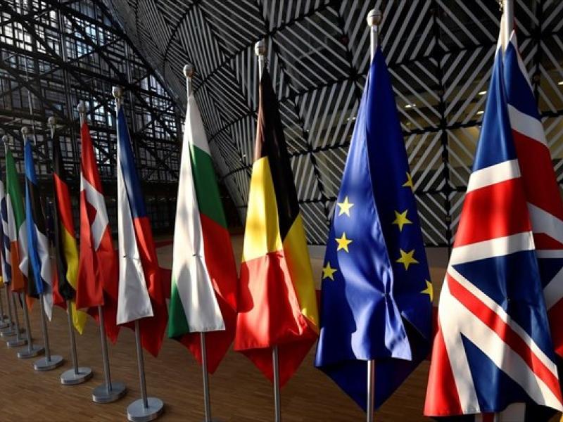 Αδιέξοδο στην έκτακτη Σύνοδο Κορυφής για τις θέσεις-κλειδιά