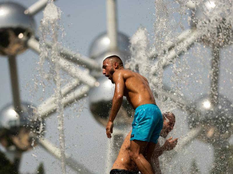 Σε Βέλγιο, Ολλανδία και Γερμανία καταρρίφθηκαν χθες τα ρεκόρ υψηλών θερμοκρασιών