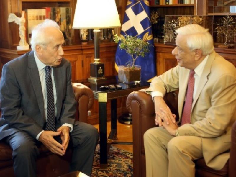 ΠτΔ: Η ευρωστία της δημοκρατίας εξαρτάται από τη συμμετοχή των πολιτών
