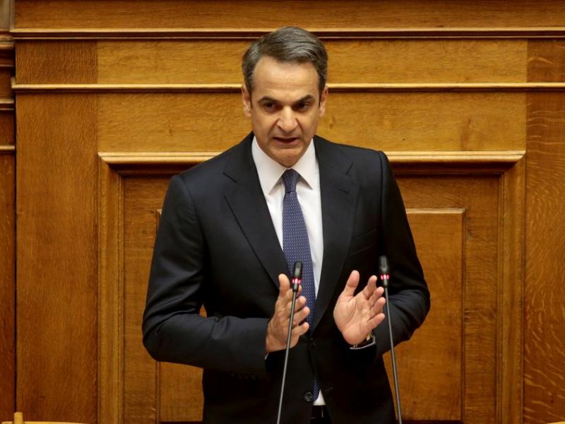 Μητσοτάκης προς Τσίπρα: Ξέρατε ότι είναι δύσκολο να υλοποιήσουμε τους 10.500 μόνιμους διορισμούς