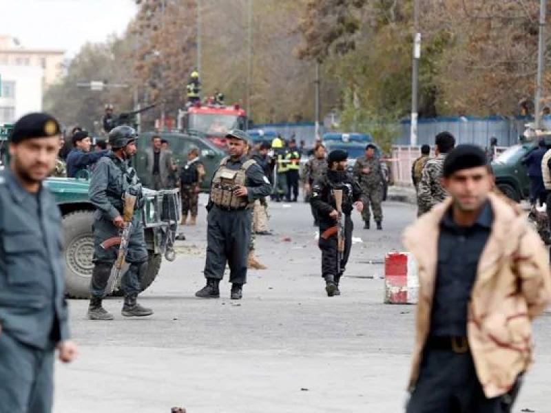 4 νεκροί, 16 τραυματίες στην έκρηξη βόμβας κοντά στο Πανεπιστήμιο της Καμπούλ