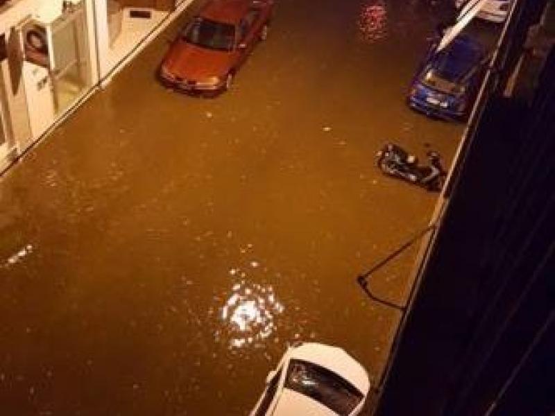 Ναύπακτος: Περίπου 55 άτομα διέσωσε σήμερα τα ξημερώματα η Πυροσβεστική υπηρεσία