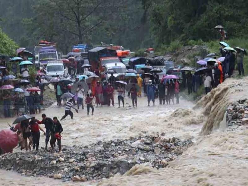 Νεπάλ: Τουλάχιστον 55 νεκροί από τις πλημμύρες, χιλιάδες οι εκτοπισμένοι