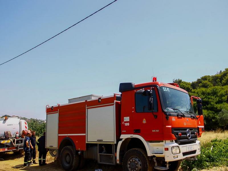 Φωτιά τώρα στα Μέγαρα, κοντά στο Αλεποχώρι-Εκκενώνεται οικισμός