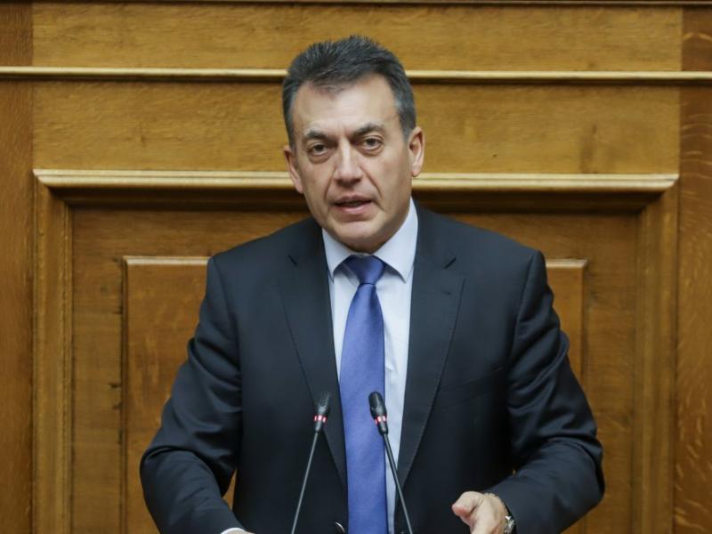 Απάντηση Βρούτση: Στις 21 διδακτικές ώρες η πλήρης απασχόληση στα φροντιστήρια