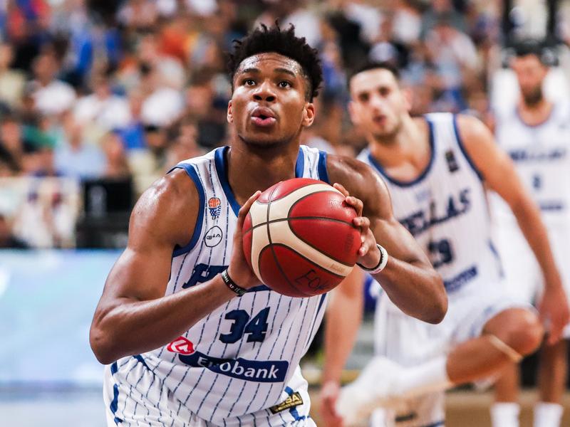 antetokounmpo ellada italia