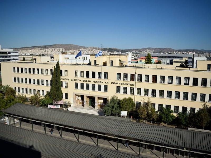 ΕΛΜΕΣΙ: Καταγγελία για τη Διοίκηση της Σχολής Σιβιτανιδείου 