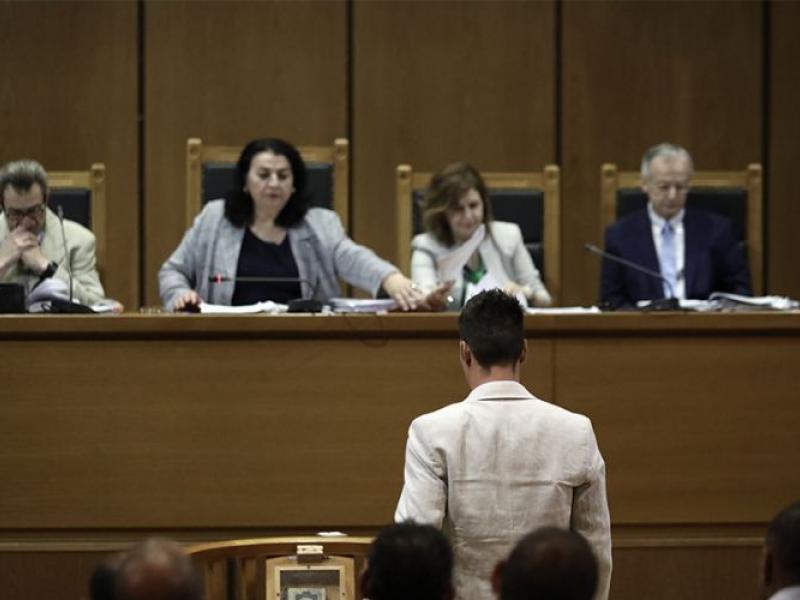 Δίκη Χρυσής Αυγής: Απολογούνται οι κατηγορούμενοι για τη δολοφονική επίθεση στους Αιγύπτιους ψαράδες