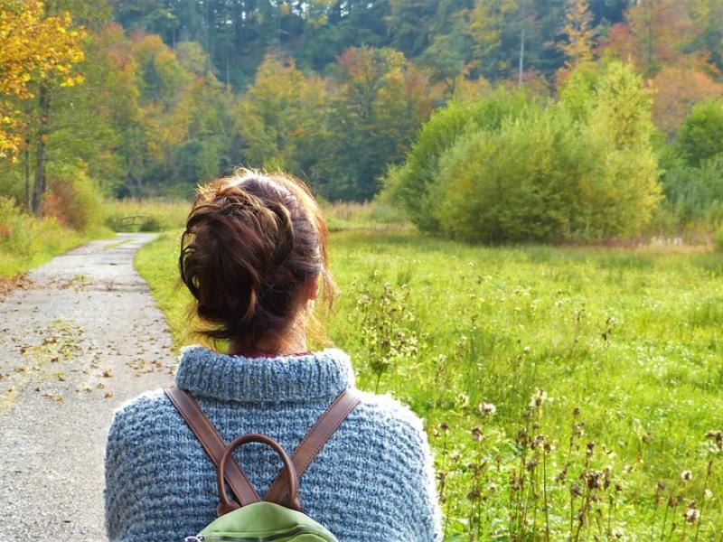Γιατί οι πιο έξυπνοι άνθρωποι δεν είναι τόσο κοινωνικοί;