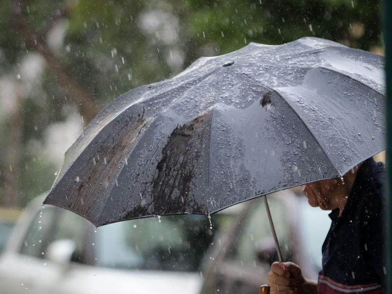 Καιρός: Έντονες βροχές και καταιγίδες στα ηπειρωτικά