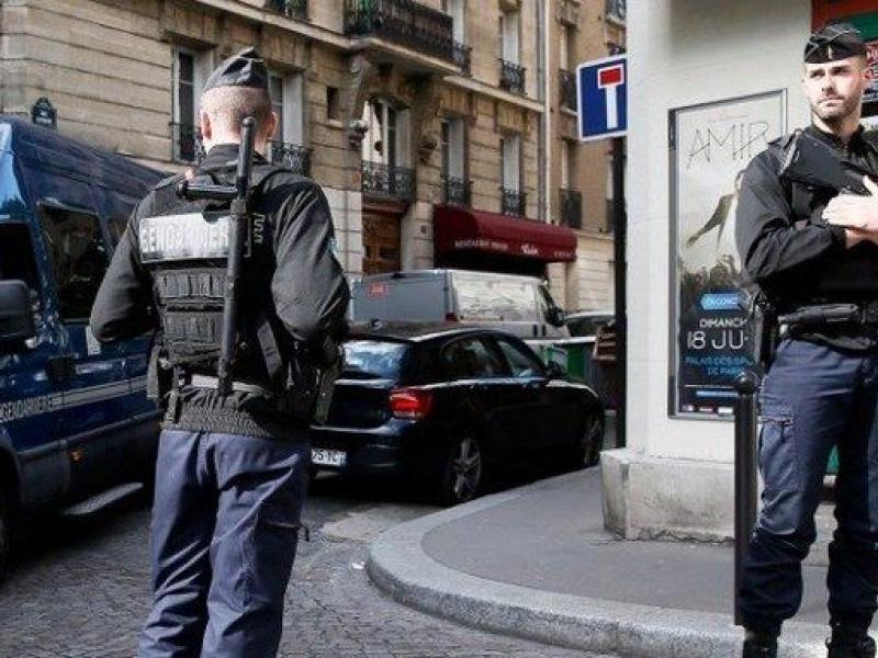 Παρίσι: Συνελήφθη ο πατέρας ως ύποπτος για τη δολοφονία της οικογένειάς του