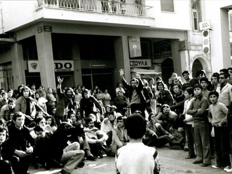 Η εξέγερση των φοιτητών της Πάτρας το 1973: «Εκείνη τη νύχτα ξέραμε ότι η χούντα πεθαίνει» (Φωτογραφίες)