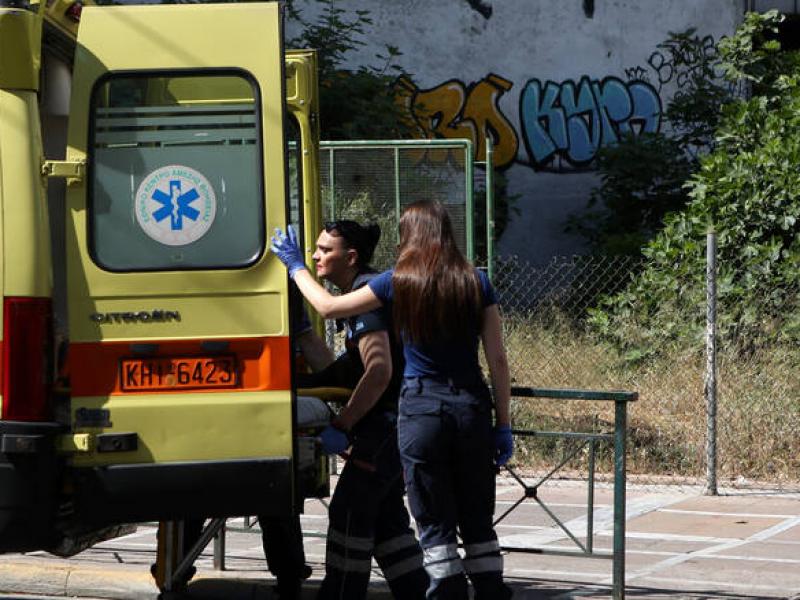 Τροχαίο στη Βούλα με σχολικό λεωφορείο: Στο Παίδων πέντε μαθητές