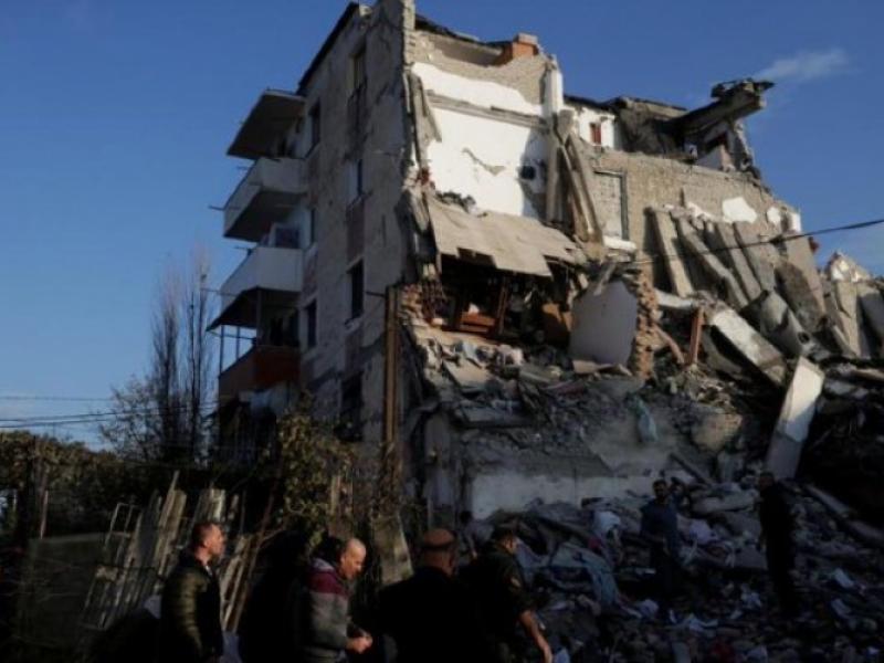 Αλβανία: Τουλάχιστον 15 νεκροί και δεκάδες τραυματίες και παγιδευμένοι