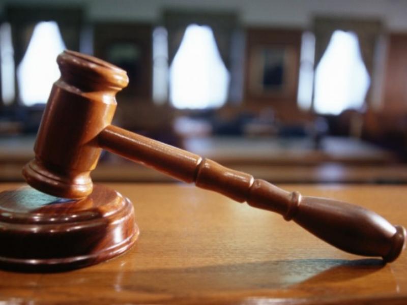 Ξανά στο εδώλιο οι αστυνομικοί που χτύπησαν ανεπανόρθωτα άτομο ψυχικά προβλήματα