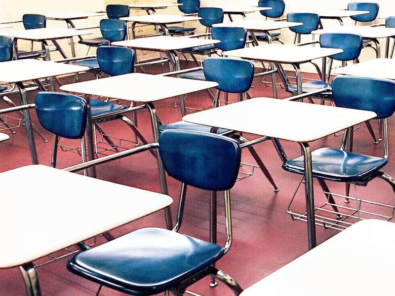 Η ΟΙΕΛΕ ενημερώνει ΔΟΕ-ΟΛΜΕ: Οι σχολάρχες ζητούν μαζικές απολύσεις εκπαιδευτικών και περικοπές μισθών