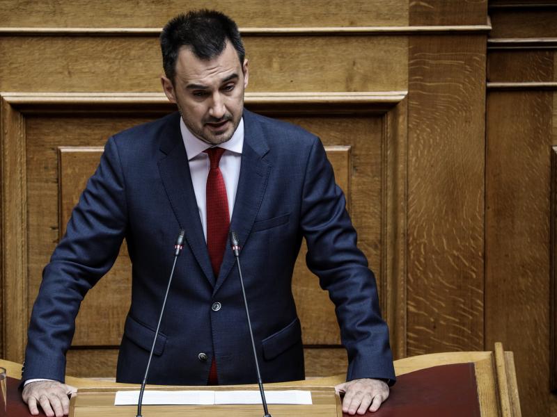 Χαρίτσης: Bεβιασμένο, αχρείαστο και επικίνδυνο το άνοιγμα των σχολείων