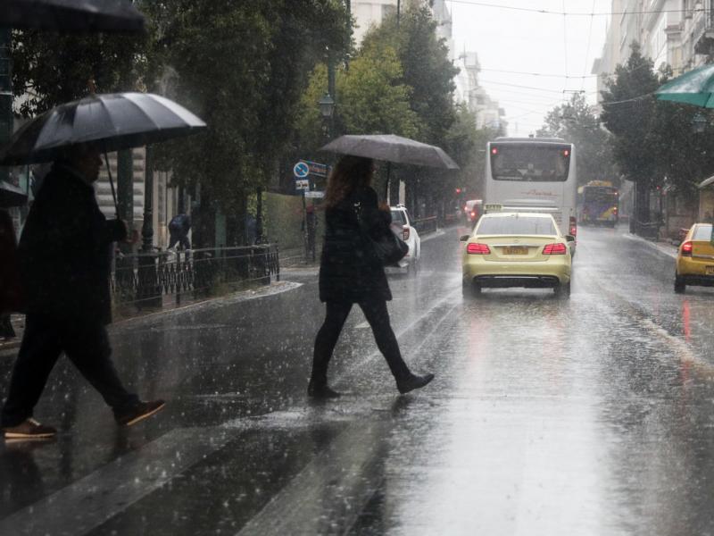 Ισχυρή κακοκαιρία από το βράδυ της Κυριακής (17/11)