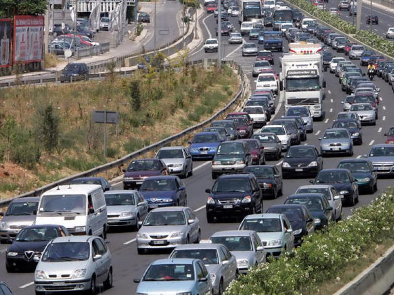 Τροχαίo ατύχημα στον Κηφισό: Καραμπόλα τεσσάρων οχημάτων 