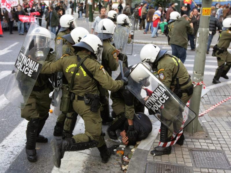 Με Αυταρχισμό, Βία και Αστυνομοκρατία νομίζουν ότι θα σταματήσουν την ελπίδα των νέων