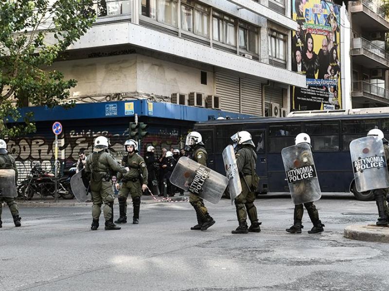 ΝΑΡ: Απαγωγή από την Ασφάλεια φοιτητή, τον οποίο φόρτωσαν με βαρύτατες ανυπόστατες κατηγορίες