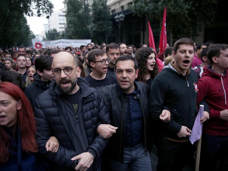 Τσίπρας: Προετοίμαζαν σκηνικό πολέμου αλλά τους προέκυψε μαζική αντικυβερνητική διαδήλωση