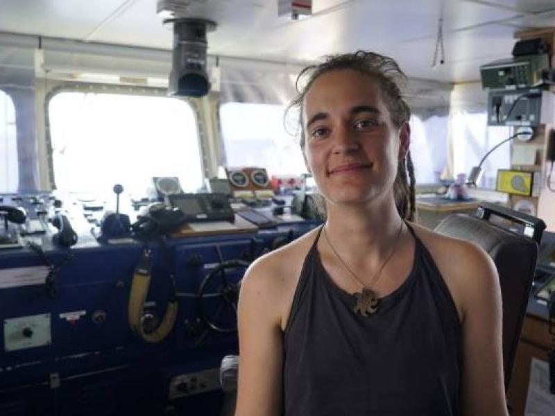 Άκυρο το ένταλμα σύλληψης της Κάρολα Ρακέτε - «Έπρεπε να σώσει τους ναυαγούς-πρόσφυγες»