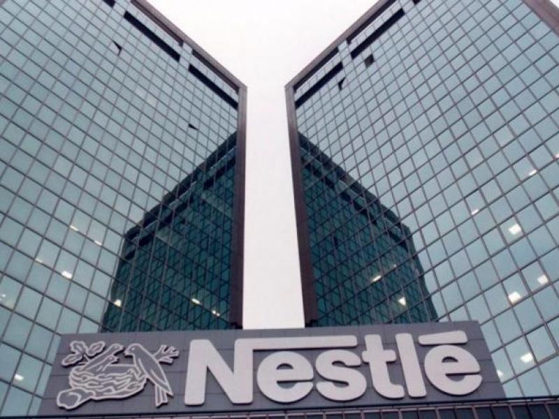 Nestlé: «Σκάνδαλο» με το μεταλλικό νερό - Χρησιμοποιήθηκαν απαγορευμένες μέθοδοι!
