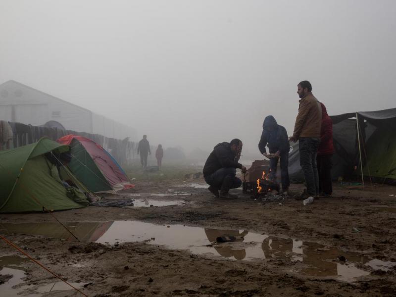 ΝΤ ΑΔΕΔΥ Χίου: Απεγκλωβισμός των προσφύγων εδώ και τώρα- Στάση εργασίας