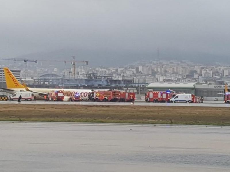 Κωνσταντινούπολη: Αεροπλάνο βγήκε εκτός διαδρόμου κατά την προσγείωση