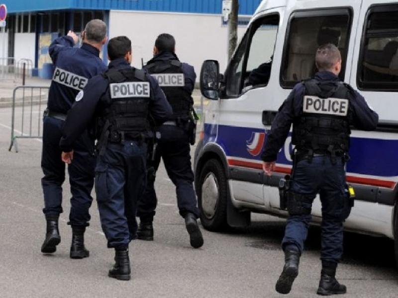 Συναγερμός στη Γαλλία: Πυροβολισμοί σε δημαρχείο