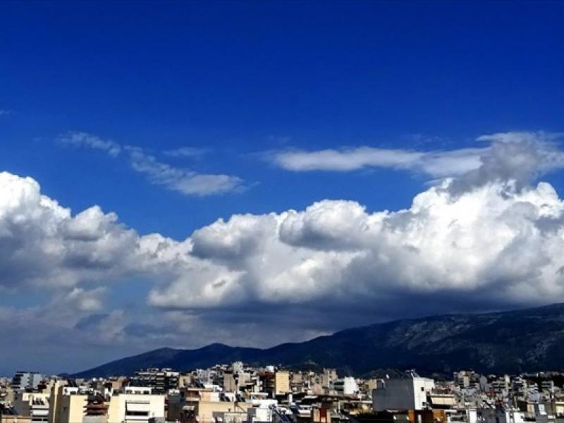 αίθριος καιρός, ουρανός, σύννεφα