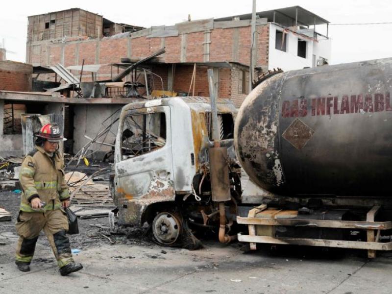 Περού: Έκρηξη βυτιοφόρου - Τέσσερις νεκροί και 49 τραυματίες (Φωτογραφίες)